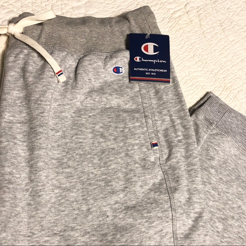 [NEW] Champion ladies joggers (Medium)